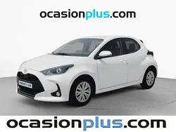 Blanco Usado 2023 Toyota Yaris Active Utilitario | 14.991 € (Precio justo)