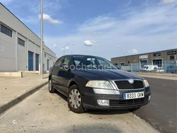 Gris / plata Usado 2009 Skoda Octavia Berlina | 3500 €