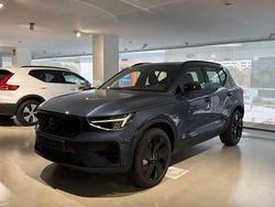Azul Nuevo 2025 Volvo XC40 Plus SUV | 42.500 € (Precio justo)