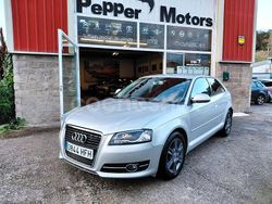 Gris / plata Usado 2011 Audi A3 Ambiente Berlina | 11.300 € (Precio justo)