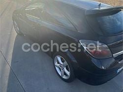 Negro Usado 2007 Opel Astra GTC Sport Berlina | 3500 € (Precio justo)