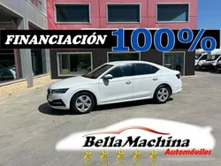 Blanco Usado 2021 Skoda Octavia Ambition Berlina | 16.950 € (Un poco caro)