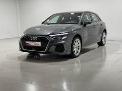 Gris daytona efecto perla Usado 2023 Audi A3 Ambiente Utilitario | 32.990 € (Precio justo)