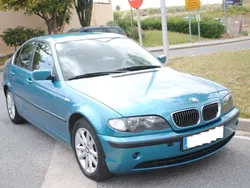 Azul Usado 2005 BMW 320 Berlina | 4900 € (Precio justo)