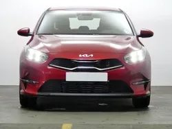 Usado 2024 Kia Ceed | 17.200 € (Buen precio)