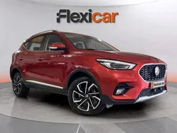Rojo Usado 2024 MG ZS Luxury Berlina | 15.990 € (Precio justo)