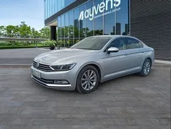 Gris / plata Usado 2019 VW Passat Advance Berlina | 18.200 € (Precio justo)