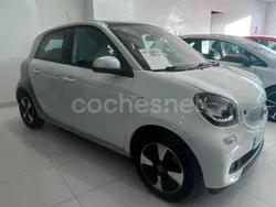 Blanco Usado 2018 Smart ForFour Berlina | 7900 € (Precio justo)