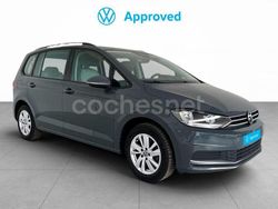 Gris / plata Usado 2024 VW Touran Life Monovolumen | 33.490 € (Un poco caro)