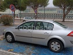 Beige Usado 2007 Renault Mégane II Authentique Berlina | 1800 € (Buen precio)