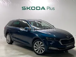 Azul Usado 2024 Skoda Octavia SE L Familiar | 34.900 € (Precio justo)