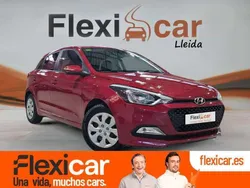 Amarillo Usado 2017 Hyundai i20 Utilitario | 8490 € (Super precio)