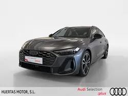 Gris / plata Usado 2024 Audi A5 Ambiente Coupe | 64.000 €