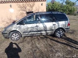 Beige Usado 2006 Ford Galaxy Trend Monovolumen | 4200 €