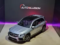 Gris / plata Usado 2022 Mercedes GLB220 SUV | 41.990 € (Precio justo)
