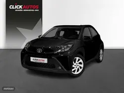 Blanco Usado 2023 Toyota Aygo Play Utilitario | 13.900 € (Precio justo)