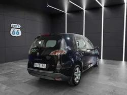 Negro Usado 2014 Renault Scénic Evolution Monovolumen | 7990 €