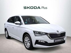 Blanco Usado 2024 Skoda Scala Ambition Utilitario | 19.490 € (Un poco caro)