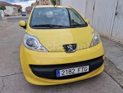 Amarillo Usado 2007 Peugeot 107 Utilitario | 2400 € (Precio justo)