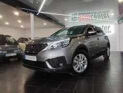 Gris Usado 2018 Peugeot 5008 Active Monovolumen | 19.900 € (Un poco caro)