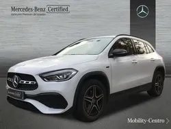 Digital white metallic paint Usado 2020 Mercedes GLA250 AMG line SUV | 38.900 € (Un poco caro)