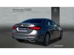 Gris montaña Usado 2024 Mercedes A200 AMG line Berlina | 37.900 € (Precio justo)