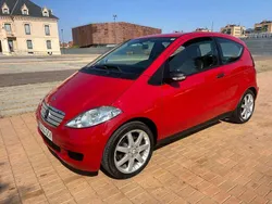 Rojo Usado 2008 Mercedes A150 Utilitario | 4990 € (Precio justo)