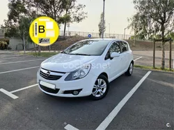 Blanco Usado 2011 Opel Corsa Color Edition Berlina | 3990 € (Precio justo)