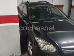 Negro Usado 2011 Hyundai i30 Comfort Familiar | 3300 € (Buen precio)