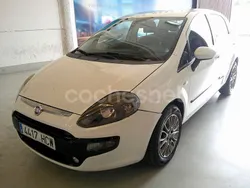 Blanco Usado 2011 Fiat Punto Evo Dynamic Utilitario | 2370 €