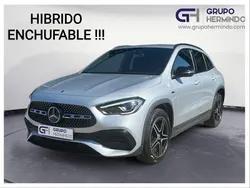Gris / plata Usado 2021 Mercedes GLA250 Advantage SUV | 35.500 € (Precio justo)