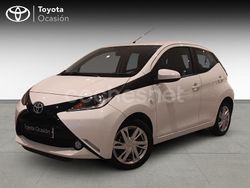 Gris / plata Usado 2017 Toyota Aygo X-play Utilitario | 9990 € (Buen precio)