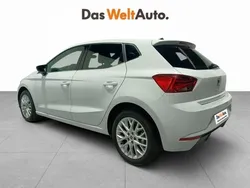 Blanco Usado 2024 Seat Ibiza Berlina | 17.390 € (Precio justo)