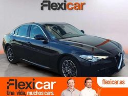 Negro Usado 2017 Alfa Romeo Giulia Super Berlina | 23.990 €