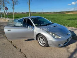 Gris / plata Usado 2002 Toyota Celica Coupe | 8200 €