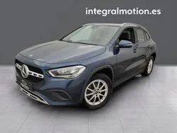 Azul Usado 2021 Mercedes GLA180 Business SUV | 28.490 €
