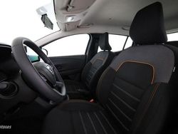 Gris Usado 2022 Dacia Sandero Essentiel Utilitario | 15.499 € (Un poco caro)