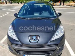 Negro Usado 2009 Peugeot 207 Berlina | 4990 € (Precio justo)