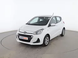 Blanco Usado 2017 Hyundai i10 Utilitario | 8699 € (Precio justo)