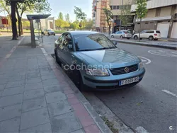 Verde Usado 2000 VW Passat Comfortline Berlina | 2550 €