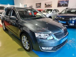 Usado 2017 Skoda Octavia Familiar | 14.900 € (Caro)