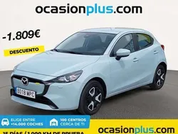Blanco Usado 2024 Mazda 2 Center-Line Utilitario | 18.091 € (Precio justo)