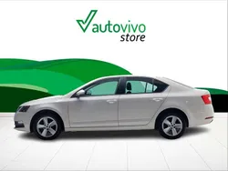 Blanco Usado 2019 Skoda Octavia Ambition Utilitario | 13.400 € (Buen precio)