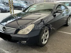 Azul Usado 2005 Mercedes CLS500 Berlina | 9990 €