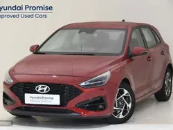 Ultimate red metalic Usado 2024 Hyundai i30 | 23.500 € (Un poco caro)