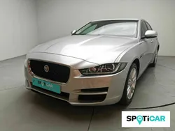 Gris Usado 2019 Jaguar XE Pure Berlina | 27.600 €