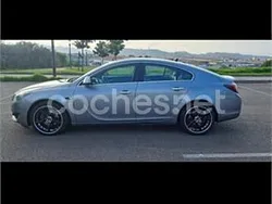 Gris / plata Usado 2014 Opel Insignia Business Berlina | 8800 € (Precio justo)