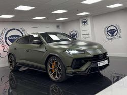 Verde Usado 2024 Lamborghini Urus SUV | 269.900 €