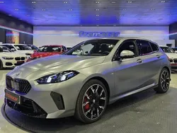 Gris Usado 2024 BMW 120 Sport Line Utilitario | 42.900 € (Precio justo)