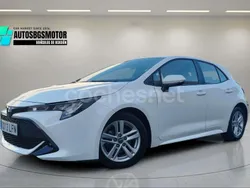 Blanco Usado 2020 Toyota Corolla Active Berlina | 21.990 € (Un poco caro)